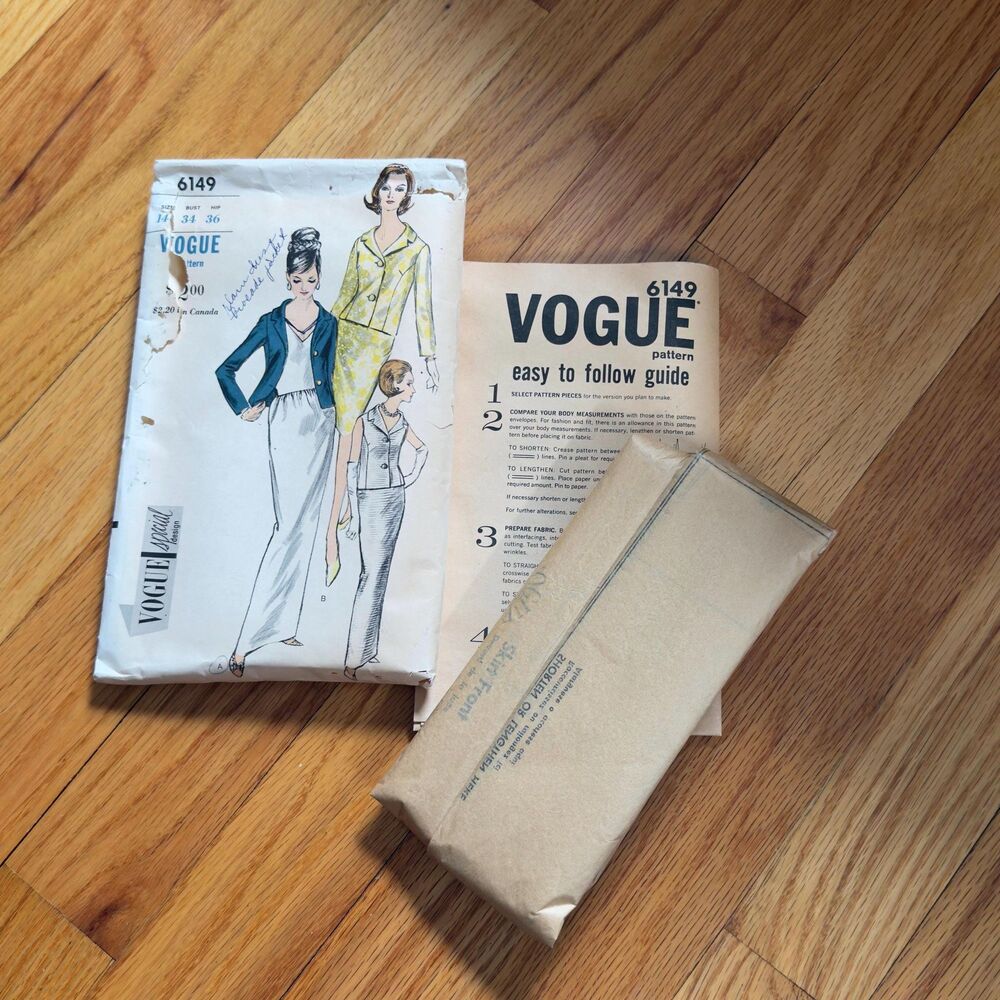 Vogue Sewing Pattern Special Design 6149 Cut Neatly Folded Size 14 Vintage 1960s